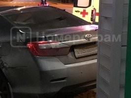 Авария дня. Два человека погибли при наезде на препятствие в Кузбассе