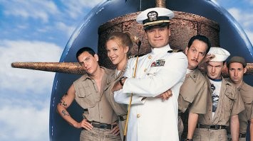 Авианосцы хороши против бабановых республик. А от нескольких подобных ракет авианосец ничего не сможет сделать - скорость такова, что если ракета чуть-чуть меняет направление и скорость во время полета, то ее практически невозможно перехватить. Одно попадание превращает авианосец в остров, или тонущий остров.
Их эра прошла, а вот подводные ракетоносцы пока имеют смысл.