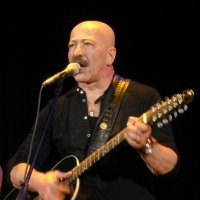 Врач скорой помощи... Список можно продолжать.