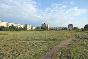 Что интересно, но за эти годы не застроили и там появилась только Лента и медцентр на Дунайском. Метро не в счёт, там станция подземная.