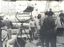 Фильм в разных местах снимался, что-то и летом снимали.