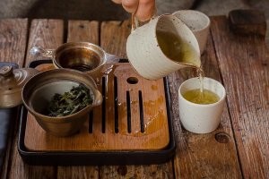 вот "на стиле".
(второе фото - моё, с плантации улонга на Тайване)