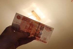 Больше всего микробов и вирусов на деньгах!