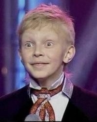 Пацан вспомнился с песней про кролика...