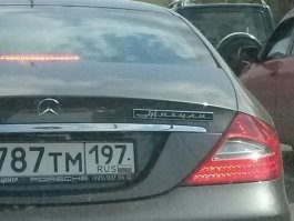 18 прикольных надписей на авто, которые невозможно игнорировать
