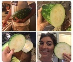 Снаружи похоже на арбуз, но внутри гораздо больше похоже на кабачок, а не огурец.