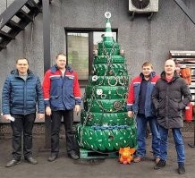 Ставили бы сразу из любимых покрышек. И поджигать привычнее и горит дольше.