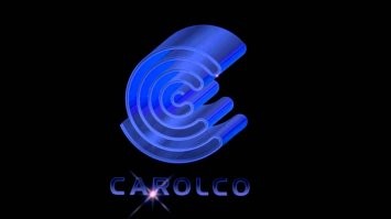 та же история с "каролко"... "головорезы" и "шоугерлз" сожрали все бюджет и провалились в прокате... хотя впоследствии они стали культовыми...