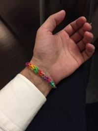 Сын 3 года назад мне такую же связал :)