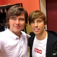 "Мальчики одобряют"))