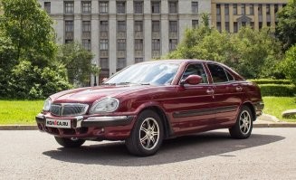 Рушили всю экономику в угоду западным "партнёрам", в том числе и автопром. Нужно признать, что это у них получилось. А ГАЗ 3111 выглядит и сейчас современно. В посту не те фотки.