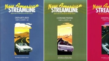 Много лет тому у меня был набор "New american streamline", книги и аудио кассеты. Великолепные уроки американского английского, ни капли воды.
Сейчас легко можно найти новую версию «"new american streamline". Там несколько частей, для начинающих и продвинутых. Очень рекомендую.
Есть аналогичный набор «Streamline English»