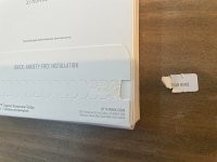 Не знаю, как у кого, но у меня такая упаковка ни разу в жизни не открылась нормально. Какой контрацептив ее придумал?!