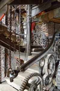 кстати, в балашихе есть замок в стиле стимпанк и он вроде открыт для посещения.