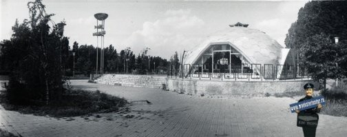 в нашей деревне были купольные кафешки, довольно прикольно смотрелись. и даже нло подобное.