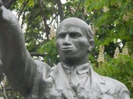 не, ваш не похож. вот портретное сходство