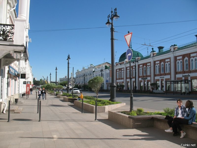 Омск. Тоже летом.
Фото мои.