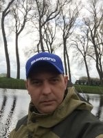 У чувака кепка как у меня :))