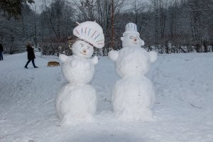 Какой год, такие и снеговики: 20 примеров народного креатива