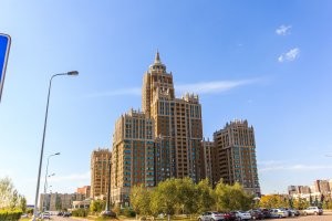 А город какой? У нас есть похожий  жилой комплекс называется "Триумф Астаны"