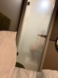 В Санатории Сочи (который... гмм... в Сочи) есть такие же туалеты... Вот только если на фото такая дверь в номере, то в том санатории... у ОБЩЕСТВЕННЫХ! Да еще между дверью и стеной щель в сантиметр.