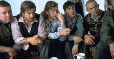 Как рыба попала в ведро?