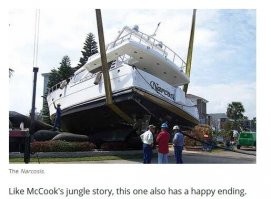 ну чо, хорошо, что я такой занудный...
полчаса поиска, и - вуаля!

всё же это был ураган!
"Whatever you call him, McCook has an impressive bag of tricks. When Hurricane Ike's 12-foot surge left the 58-foot Narcosis wedged high-and-dry between two homes, it fell on McCook and fellow BoatUS CAT team member Dave Wiggin, a marine surveyor from Massachusetts, to find a way to get the 58,000-pound boat back to open water. "

коротко: 12-ти футовый ураган забросил 58-ми футовую яхту наркоз между двумя домами, а МасКук и его бравые коллеги в Массачузетсе нашли путь её оттуда вытащить.

:)