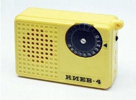 Я Киев 4 собирал. До развала жил в "житнице", всё было - и электроника, и игрушки ГДРовские, и жвачки и видики. А потом незалежные вежливо попросили с вещами на выход. Вернее - без вещей. Последний раз родители там были 10 лет назад - от квартиры одни стены остались. Помотался и я по России-матушке.  ДВ посмотрел и Сибирь, и Кавказ и столицы. Как только хохлы Крым вернули и я вернулся) Вернули бы ещё Одессу - я был бы полностью счастлив))