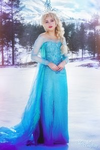 Кто эту Эльзу только не копировал.