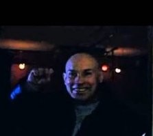 Не выдержала: женщина избила мать детей, которые изводили её в самолёте