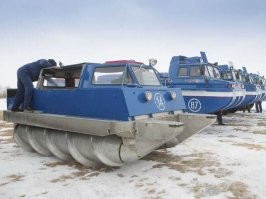 Все новое - это хорошо забытое старое. Разница в отделке и количестве кают.
Шнекороторный ЗИЛ-29061