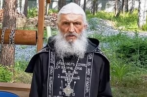 Коллега! Я тоже хотел замутить свою секту с телками-монашками, но меня скрутили и повязали братки Г#ндяя. Против силы не попрешь.