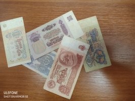 До сих пор в обложке паспорта лежат, не знаю зачем