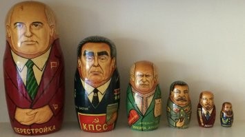 Что на самом деле значит фраза "Я этого в химках видал. Деревянными торгует!"