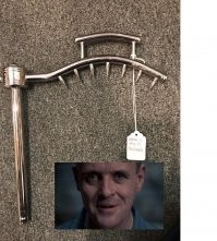 Совершенно безобидный держатель мяса... ну-ну...