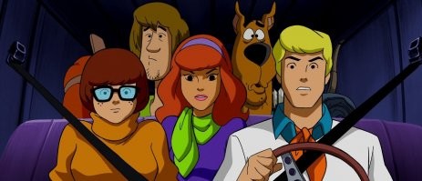 И сзади и спереди руль имеется.