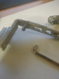 Сифонило в районе петель: как я простым способом решил проблему с пластиковыми окнами