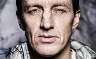 Тогда уж и Дениса Урубко упомянем - неоднократно спасал людей как на Эвересте, так и на других восьмитысячниках.