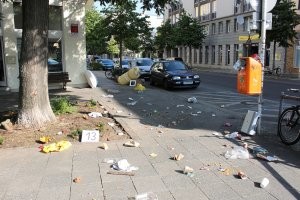 Ахахаха, ну и бред... Аффтырь, ты в германии то бывал, или так - мимо проходил?  Менталитет немецкий. ДБ...