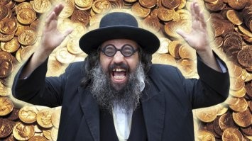 не удивлюсь если это не его телефон ,а просто за деньги разрешил положить на свою шляпу