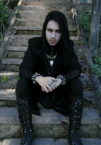 Зачем картошку?
Детскую песочницу.