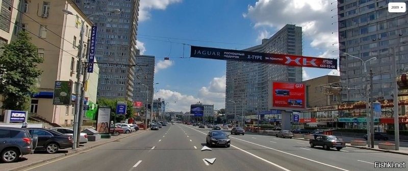 В Москве сделали ровно то же самое несколько лет назад. Сделал, кстати, многими так горячо нелюбимый Собянин