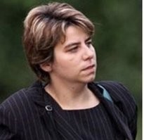 эта детоубийца чем-то на Траволта похожа