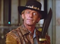 Разрешить НОСИТЬ - не проблема...
Сегодня можно таскать, хоть ножик Рембо или Данди по прозвищу Крокодил...

"Вот ЭТО НОЖ, а у вас зубочистки..."

Только есть небольшая проблемка: Ты не можешь применить клинок, даже для самозащиты...
"Превышение пределов необходимой самообороны"... Статья УПК... До 10-ти лет...