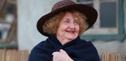 Одна из самых лучших и любимых актрис в Болгарии - Татяна Лолова. Ее мать была русская, отец - болгар. Ей уже 86, но еще можете увидеть ее на сцене театра.