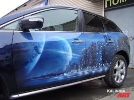 Рисунок на Лексусе