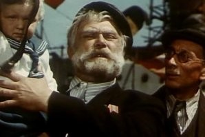 "Ладынина порекомендовала посмотреть актера театра им. Вахтангова Сергея Лукьянова, но режиссер его пробы забраковал."

Я б тоже забраковал... )))) Без грима, в гриме еще в одном известном фильме... )