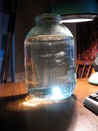 Продам банку с заряженной водой.
С тех времён осталась.