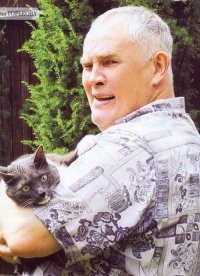 да по "Вечному зову" Смертушка прошлась в последнее время...Актеры все прекрасные!