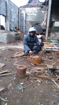 Вот - всё что осталось от когда то величайшего и одного из самых секретных объектов СГ-3 на Кольском полуострове. Думаю многие узнают это место. Жаль что всё так заброшено сегодня...